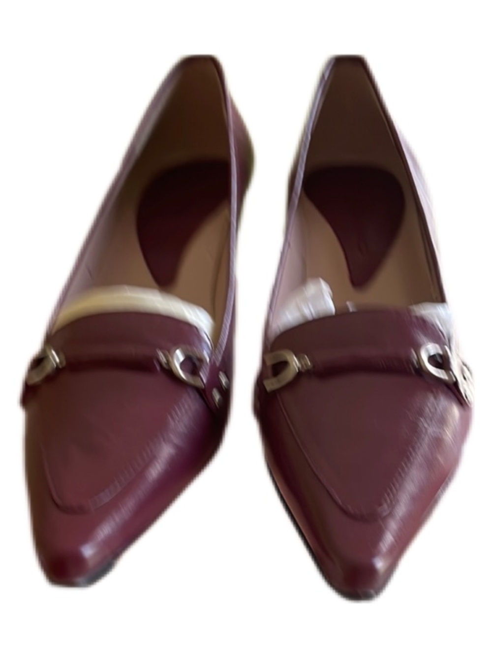 Bandolino Leather Pointed Toe Kitten Heels in Burgundy New in Box Size 6M